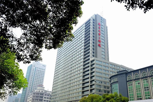 醫(yī)院內(nèi)部會計(jì)控制存在的主要問題及完善措施(圖1) 醫(yī)院內(nèi)部會計(jì)控制存在的主要問題及完善措施(圖1)